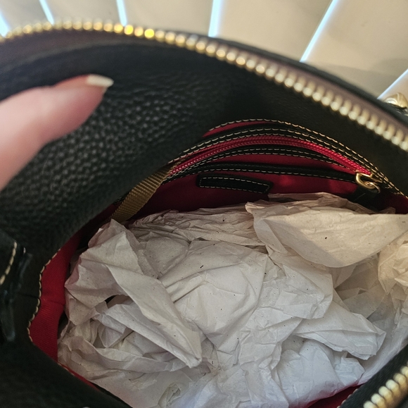 Dooney&Bourke Pebbled Grain Tassel Shoulder Bag "NWT" - Picture 6 of 10